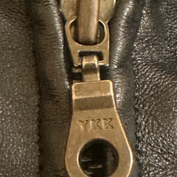 IZZY - Ladies Black 100% Genuine Leather Fur Hooded Zip Jacket Size Medium/Large - Picture 12 of 16